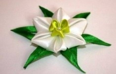 How-to-make-Fabric-Daffodils-Flower-step-by-step-DIY-instructions-400x3292 (1)